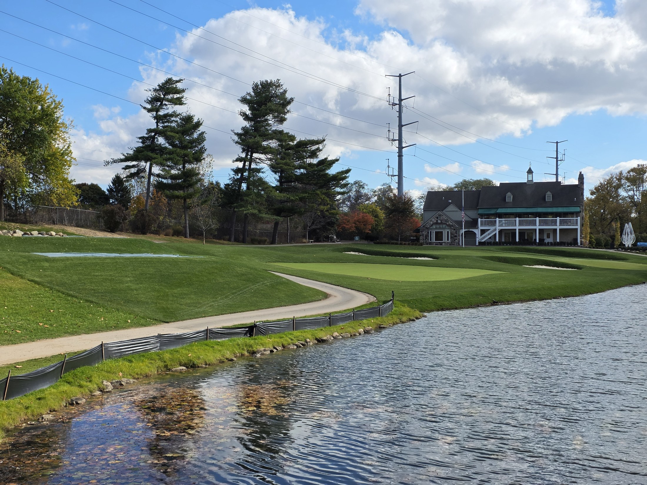 Finished green and water view beside the clubhouse at Stonycroft Hills